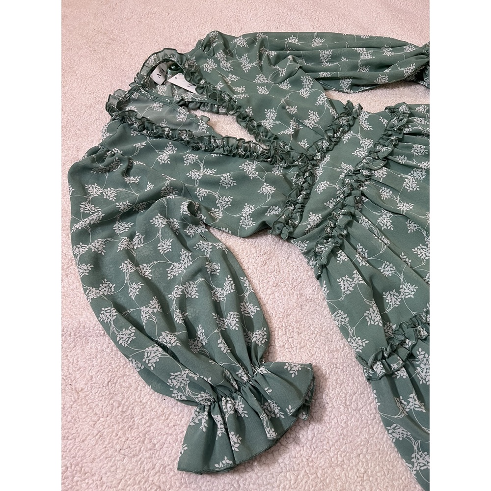 Aura Ruffled Floral Green Dress (NWT) - Picture 3 of 14
